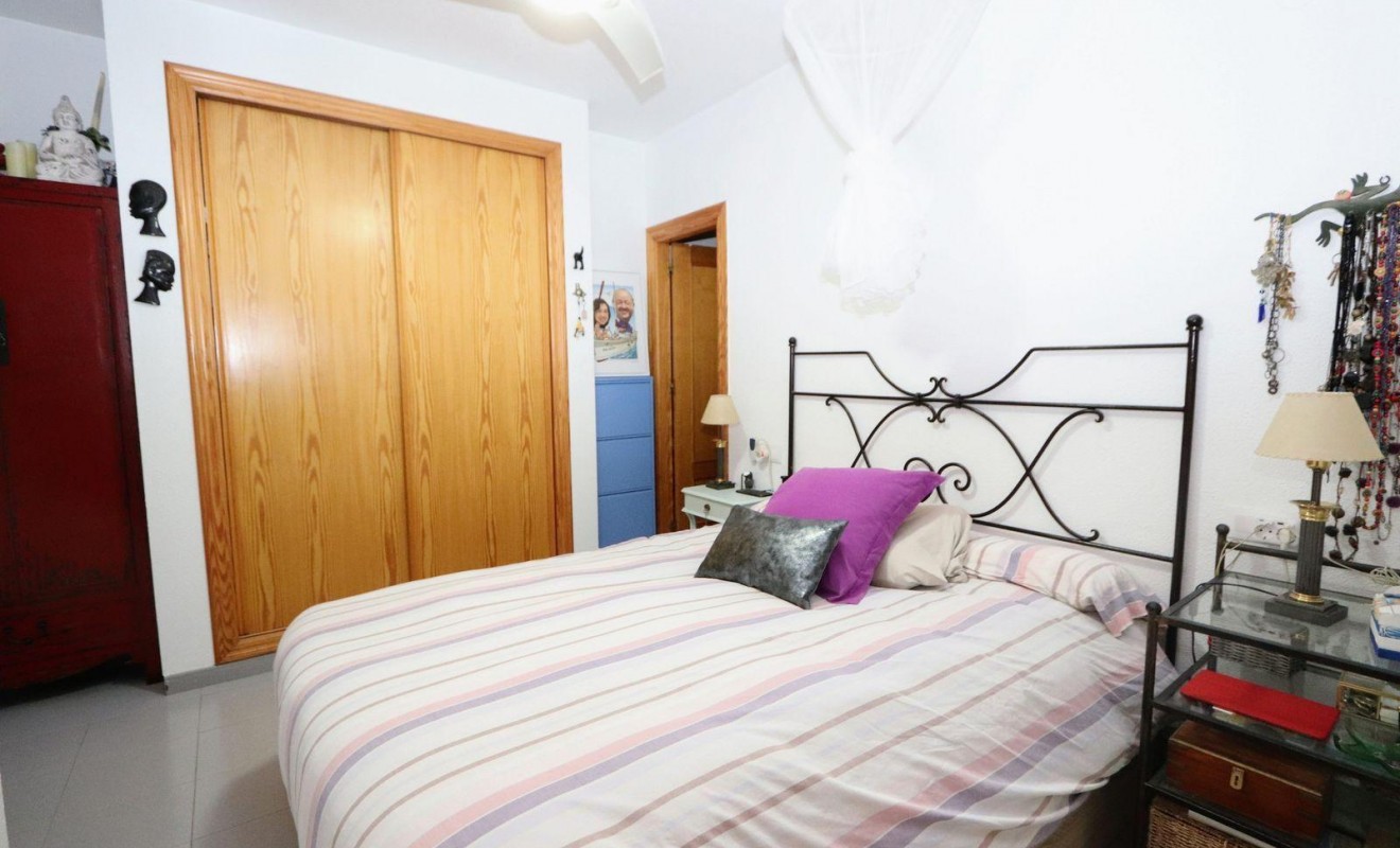 Sale - Apartamento - Torrevieja - Playa Flamenca