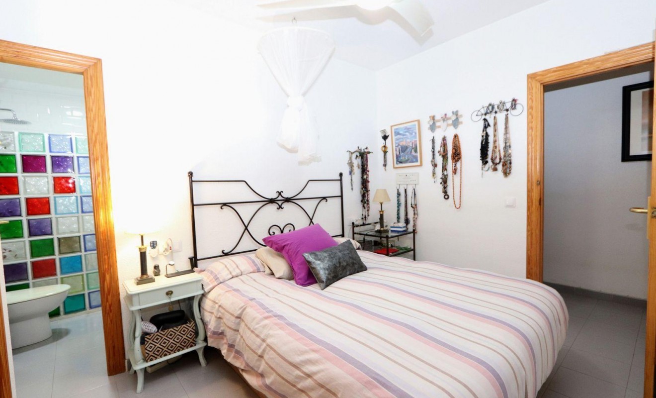 Sale - Apartamento - Torrevieja - Playa Flamenca