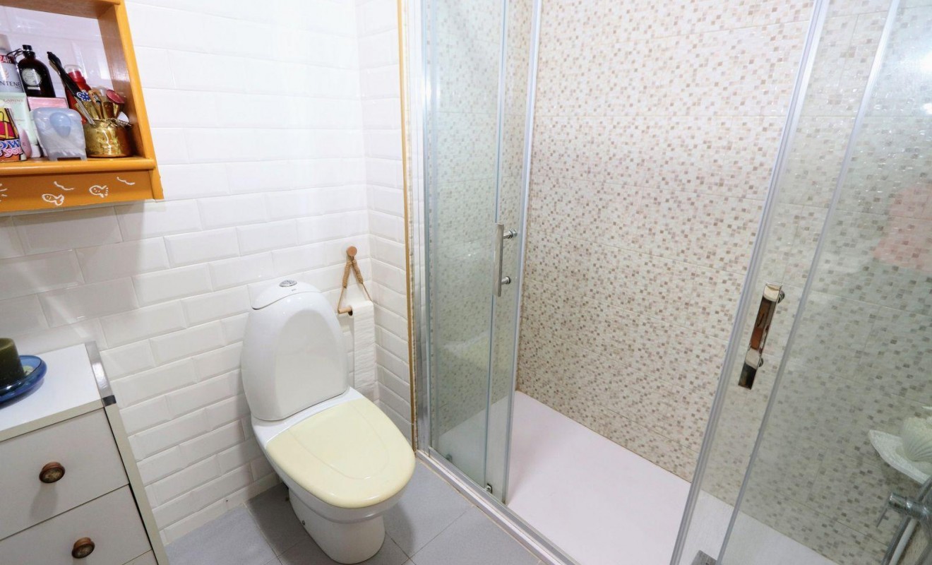 Sale - Apartamento - Torrevieja - Playa Flamenca