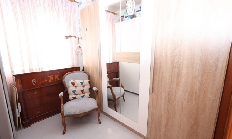 Sale - Apartamento - Torrevieja - Playa Flamenca
