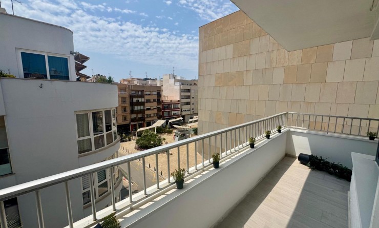 Sale - Apartamento - Torrevieja - CLUB NAUTICO TORREVIEJA