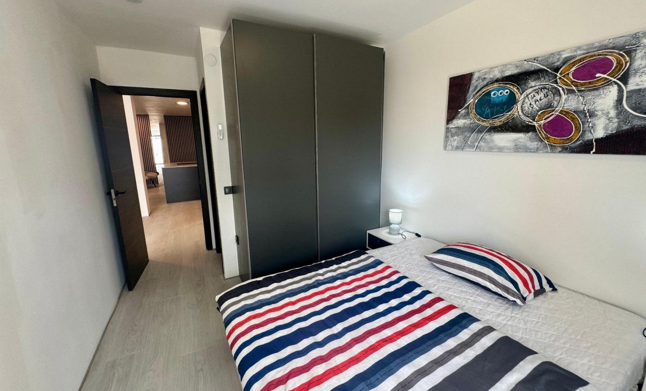 Sale - Apartamento - Torrevieja - CLUB NAUTICO TORREVIEJA