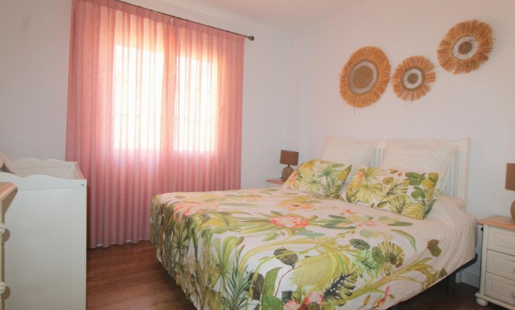 Sale - Apartamento - Torrevieja - La veleta