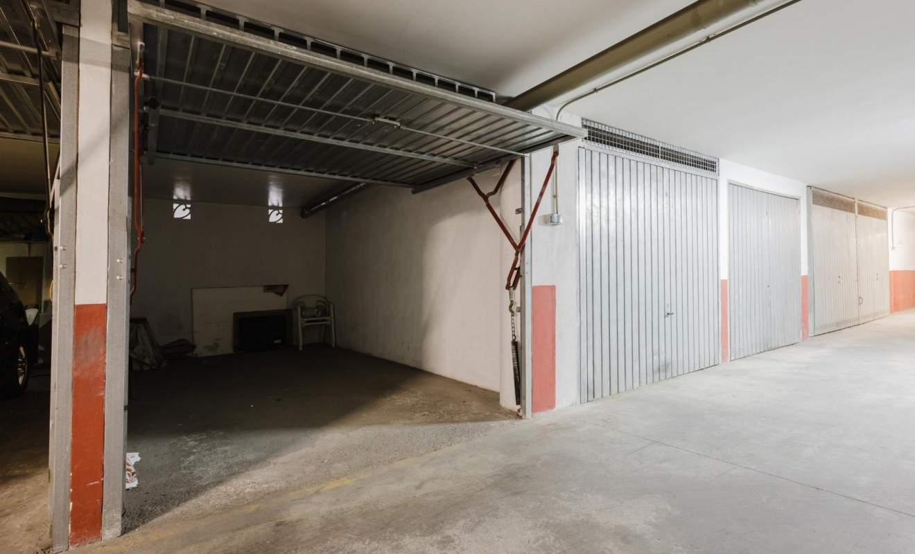 Sale - Apartamento - Torrevieja - Playa de los Naufragos