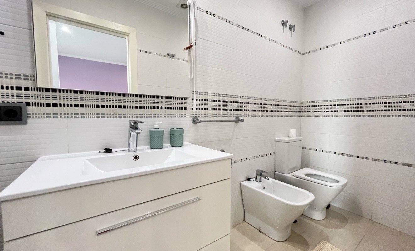 Sale - Casa - Rafelcofer - Centro