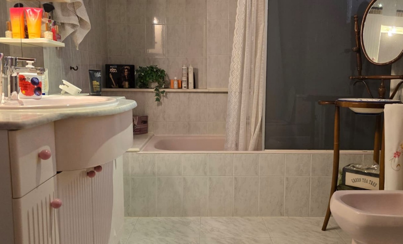 Wederverkoop - Apartment / flat - La Font d'en Carròs - Centro