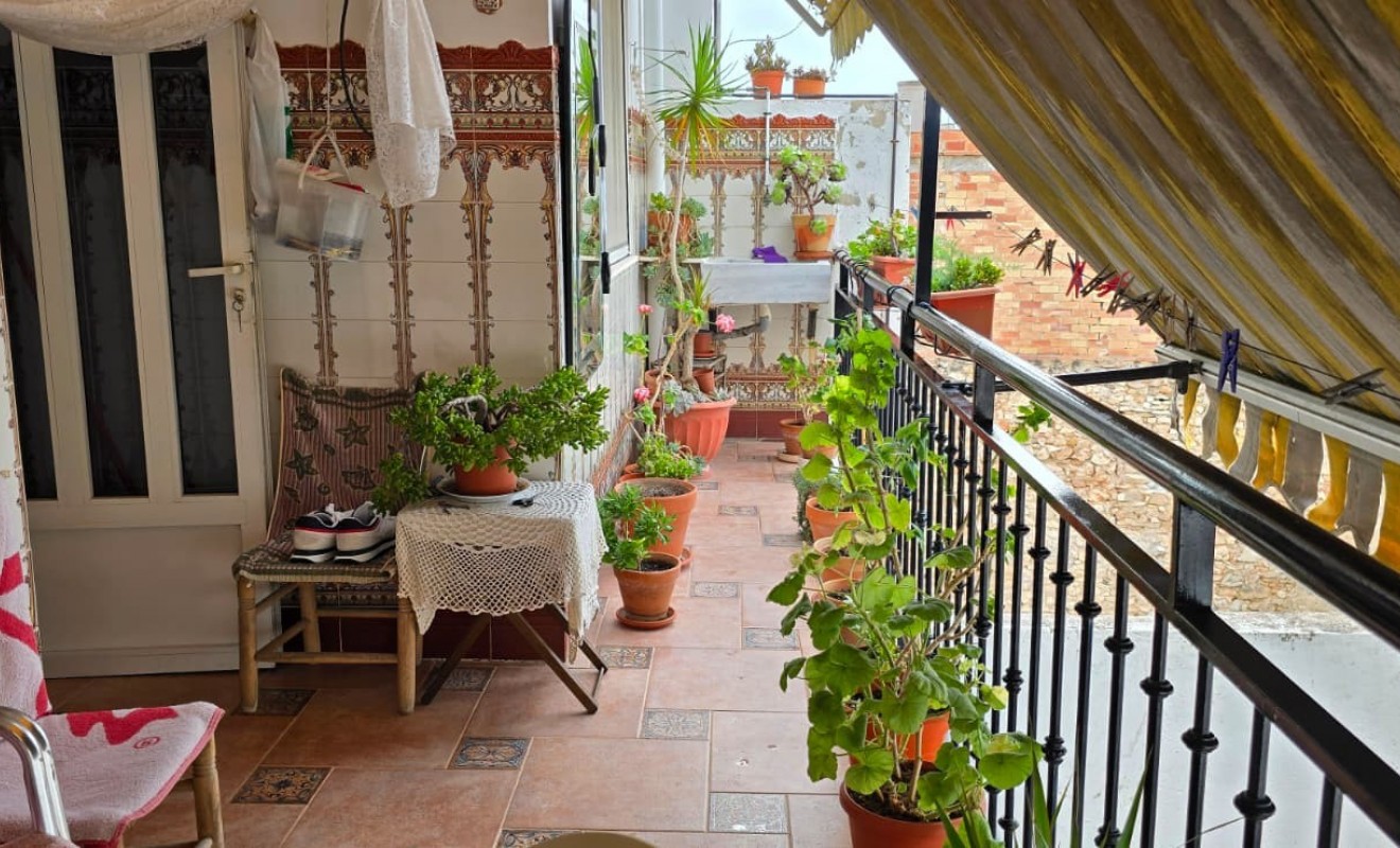 Wederverkoop - Apartment / flat - La Font d'en Carròs - Centro