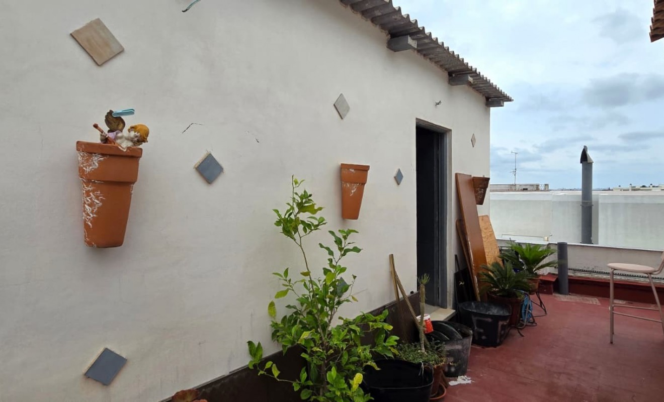 Wederverkoop - Apartment / flat - La Font d'en Carròs - Centro