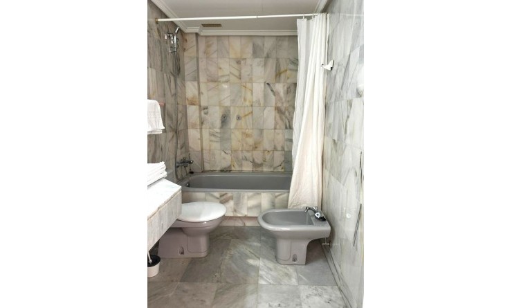 Wederverkoop - Apartment / flat - Benidorm - Zona de Poniente