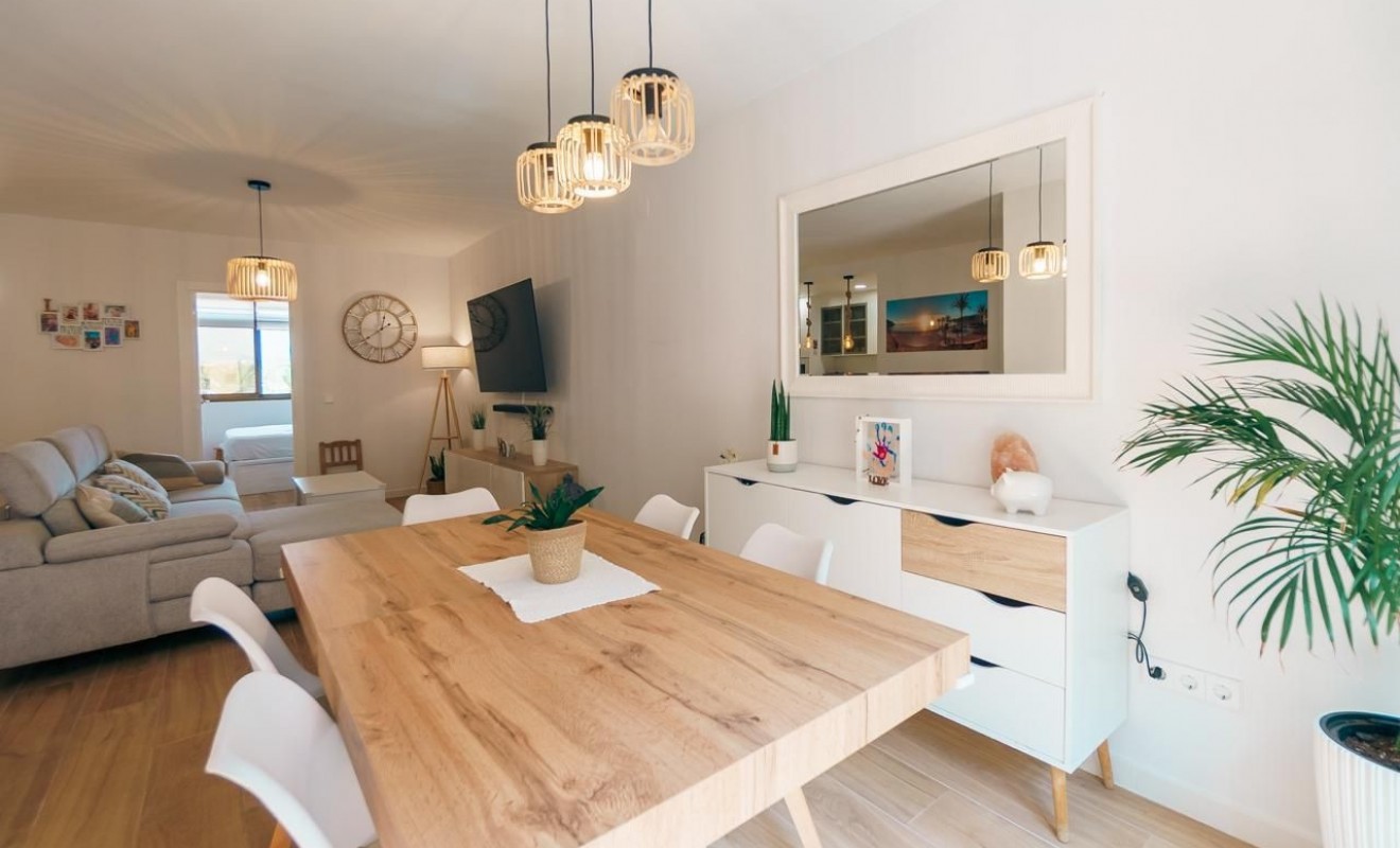 Wederverkoop - Apartment / flat - Albir - center