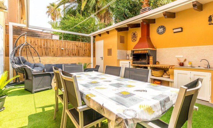 Wederverkoop - Apartment / flat - Albir - center