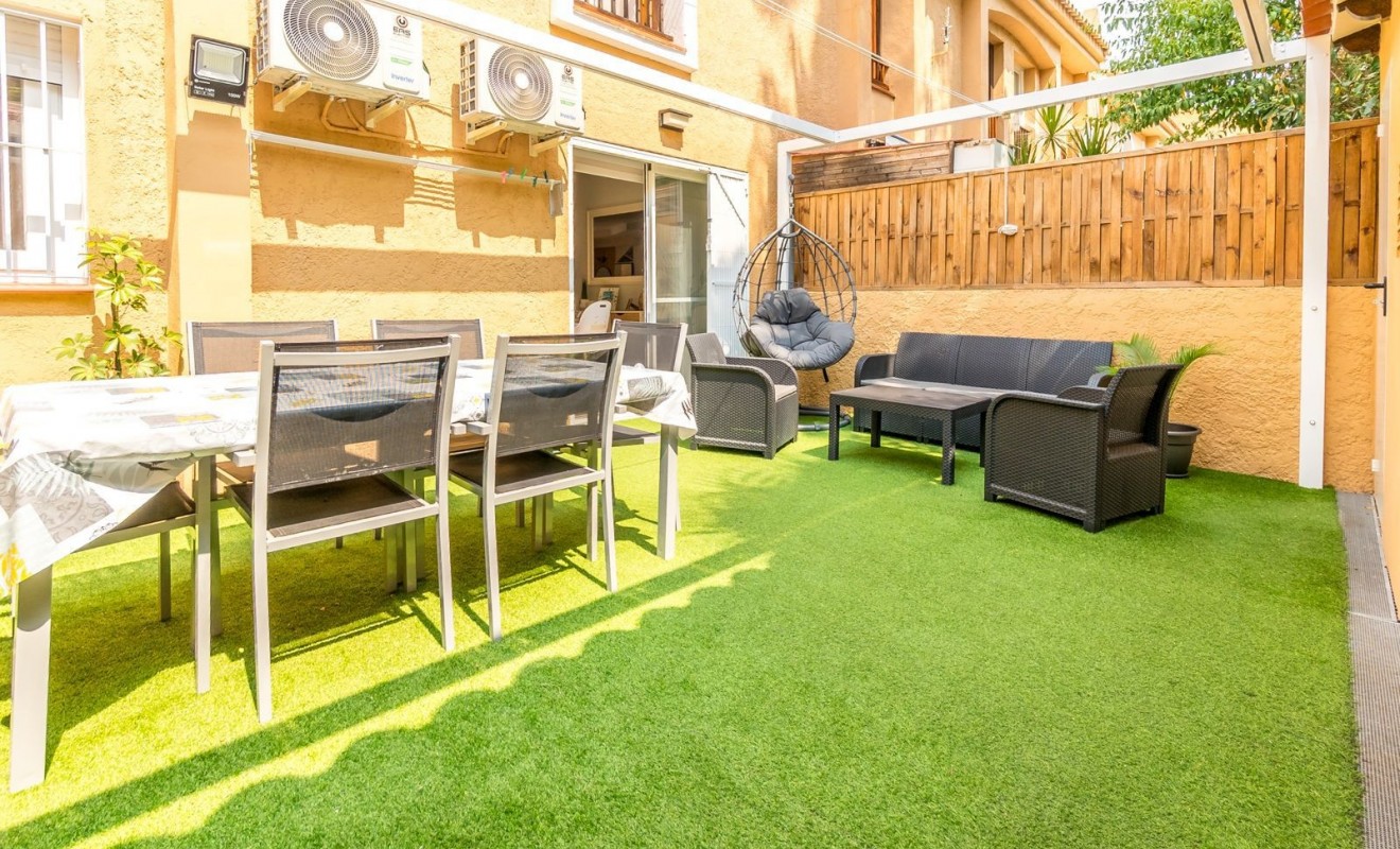 Wederverkoop - Apartment / flat - Albir - center