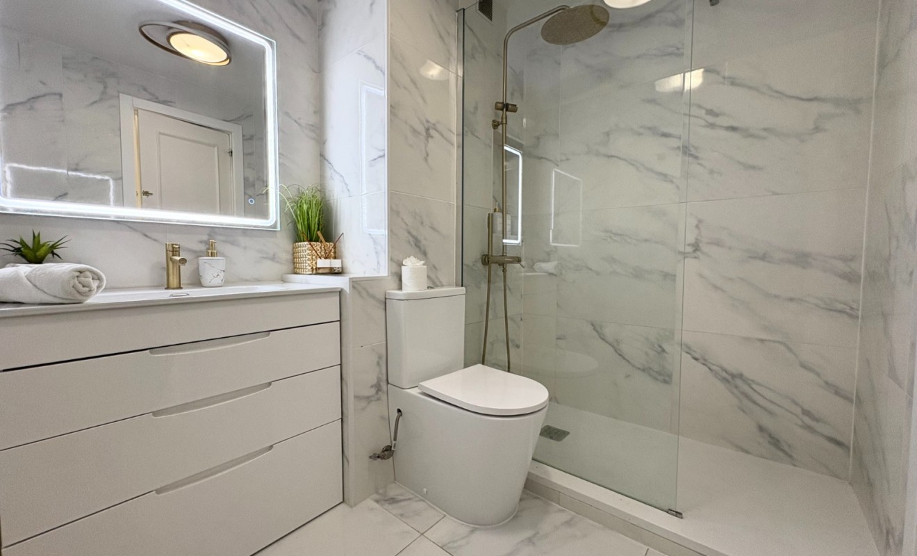 Sale - Apartment / flat - Denia - Center