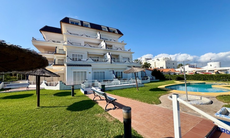 Sale - Apartment / flat - Denia - Les Marines - Las Marinas