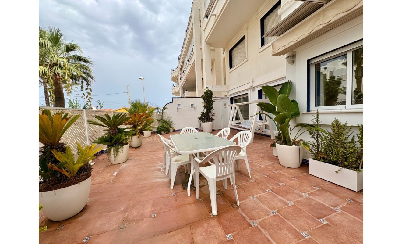 Sale - Apartment / flat - Denia - Les Marines - Las Marinas