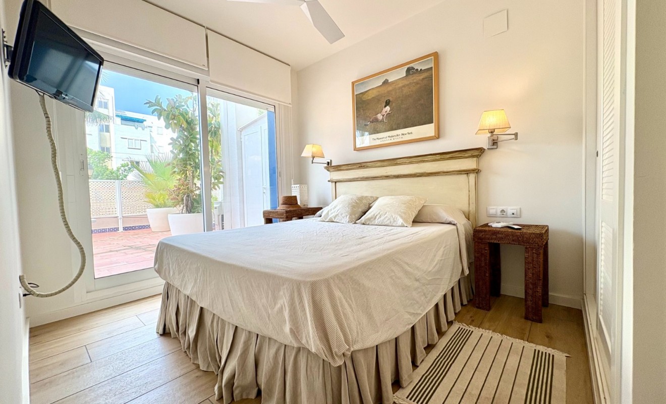 Sale - Apartment / flat - Denia - Les Marines - Las Marinas