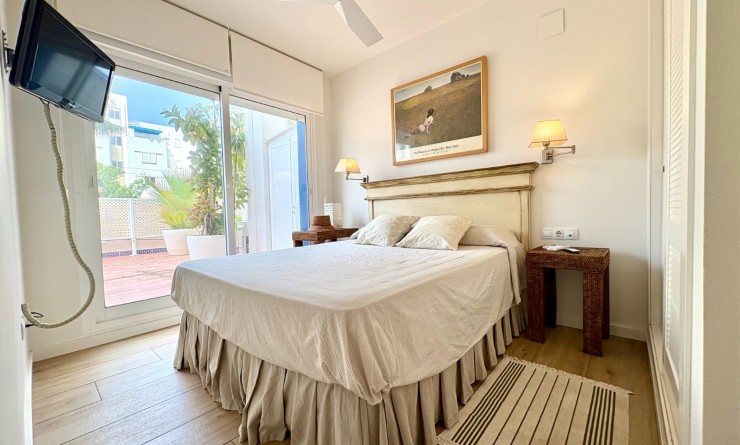 Sale - Apartment / flat - Denia - Les Marines - Las Marinas