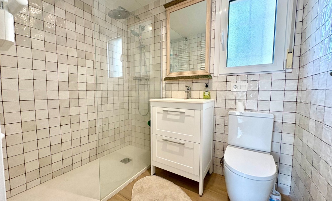 Sale - Apartment / flat - Denia - Les Marines - Las Marinas