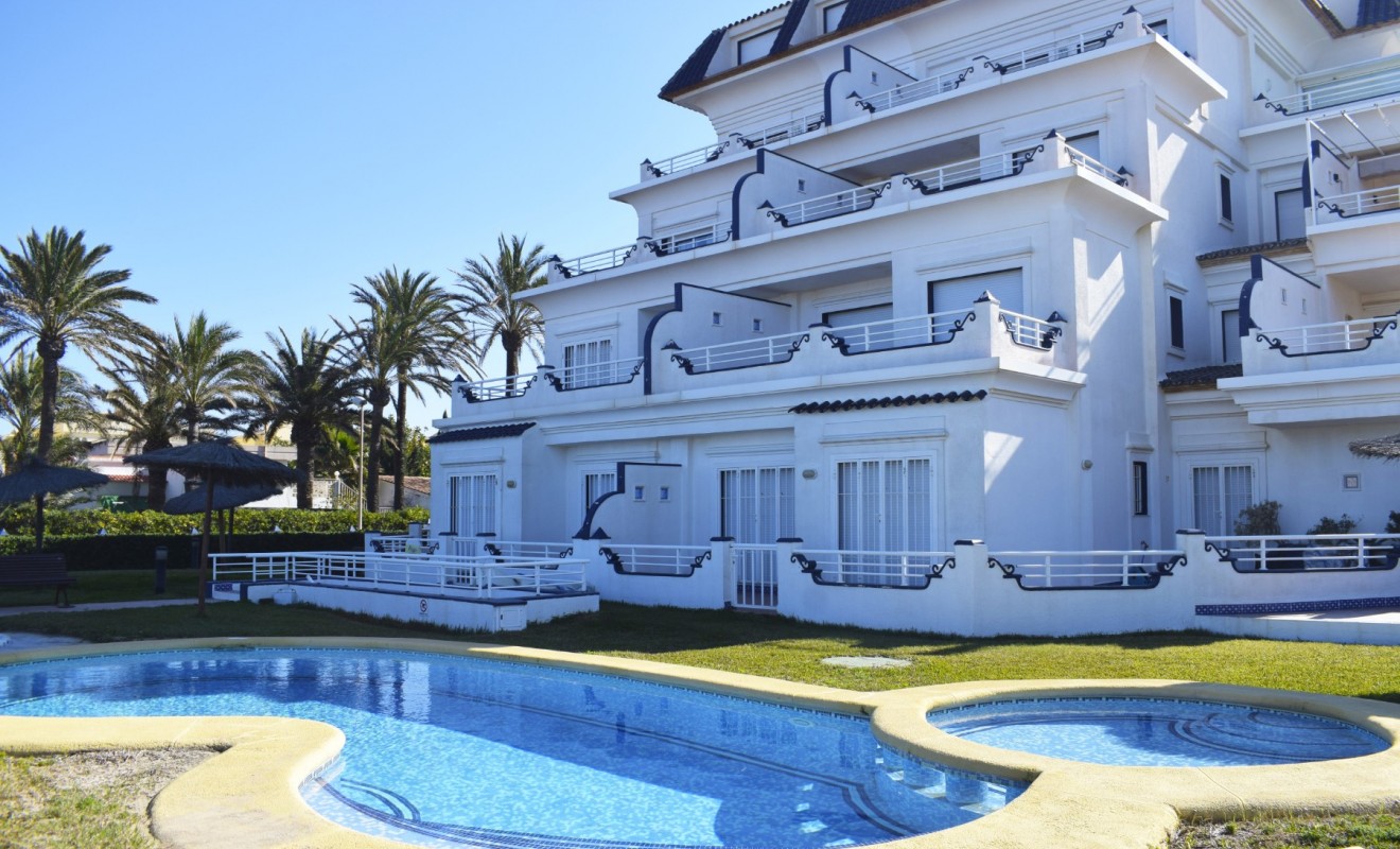 Sale - Apartment / flat - Denia - Les Marines - Las Marinas