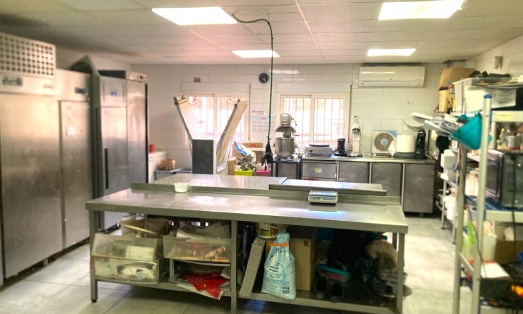 Revente - Local - Villajoyosa