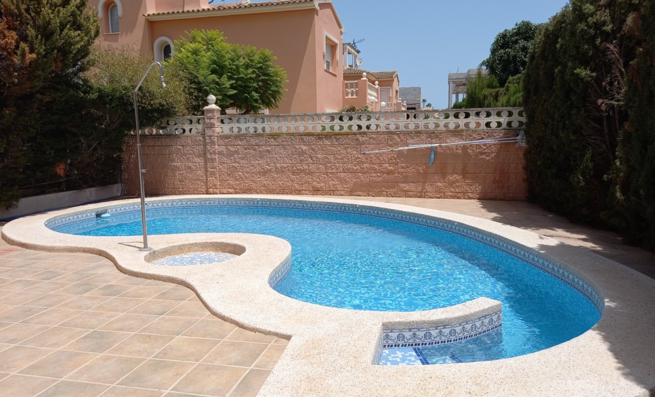 Wederverkoop - Chalet - Albir - center