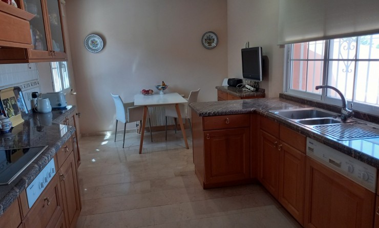 Wederverkoop - Chalet - Albir - center