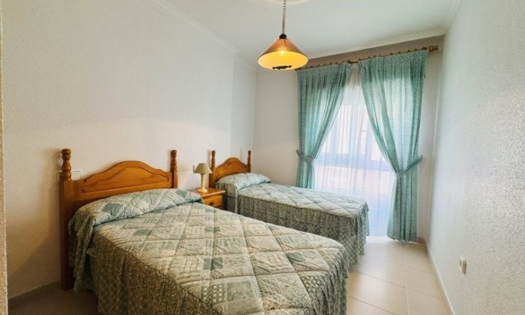 Wederverkoop - Apartment / flat - Torrevieja - Torrelamata - La Mata