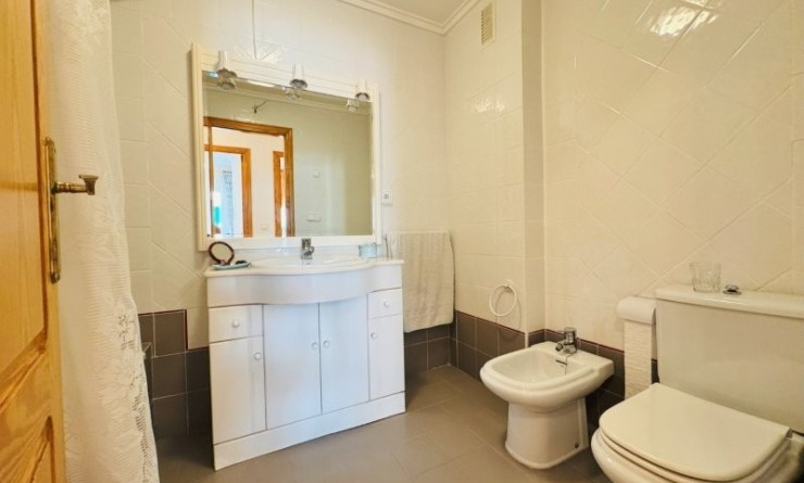 Wederverkoop - Apartment / flat - Torrevieja - Torrelamata - La Mata