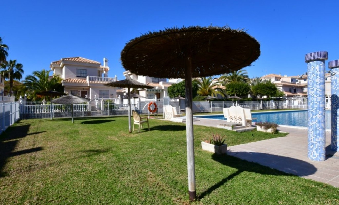 Sale - semi_detached_house - Orihuela - Playa Flamenca