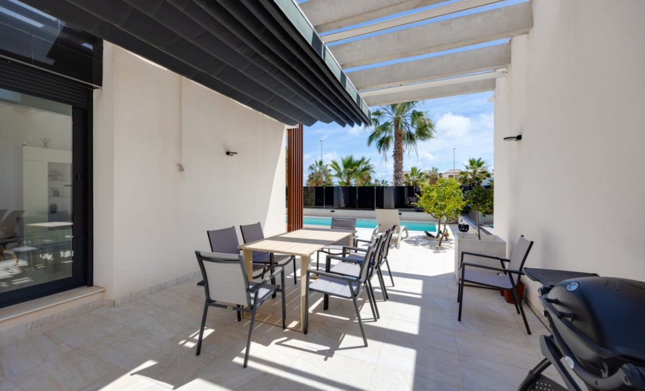 Wederverkoop - Villa - Orihuela - Lomas de Cabo Roig