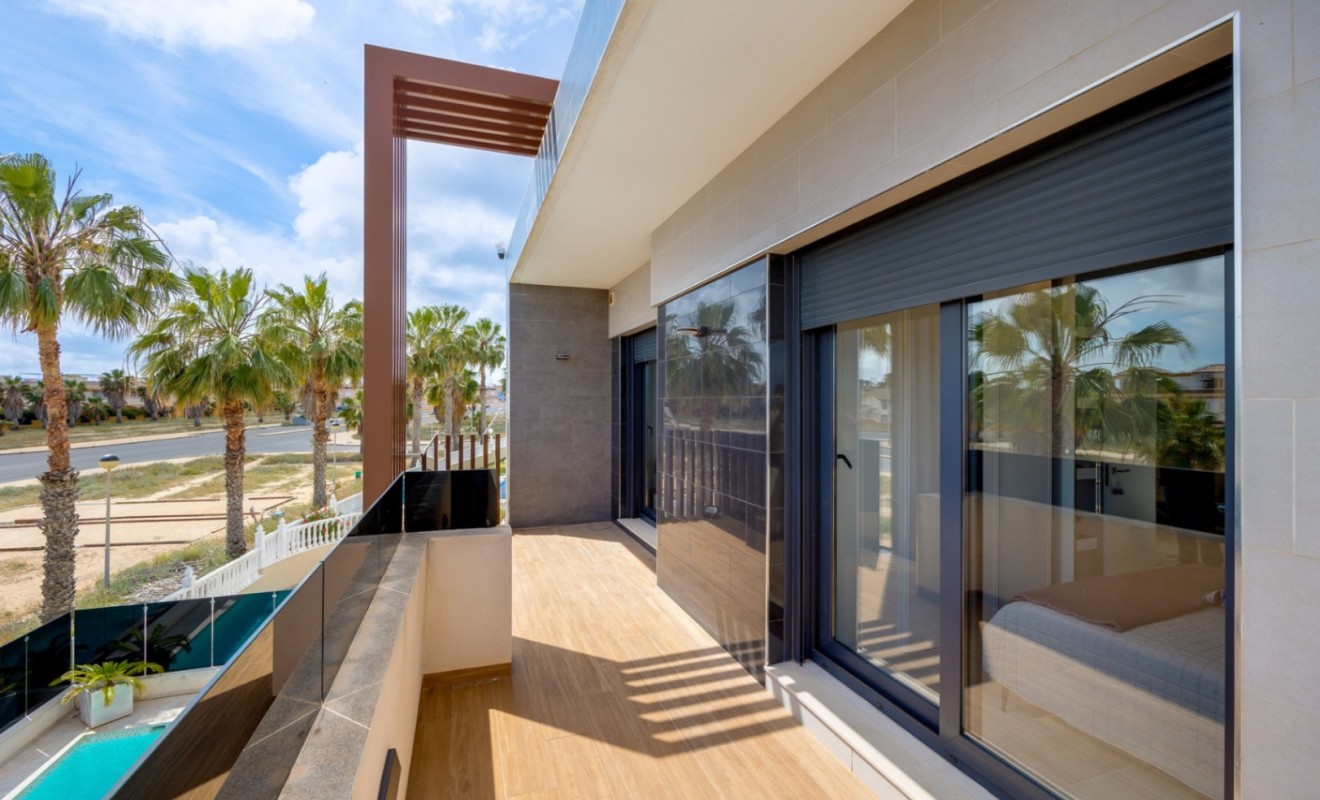 Wederverkoop - Villa - Orihuela - Lomas de Cabo Roig