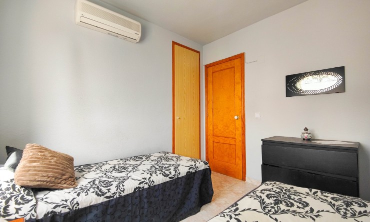 Revente - Quadhouse - Orihuela Costa