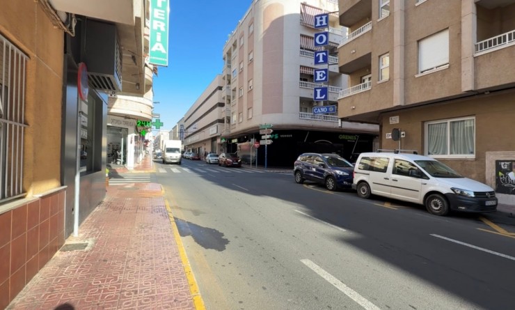 Wederverkoop - town_house - Torrevieja - Costa Blanca Sur