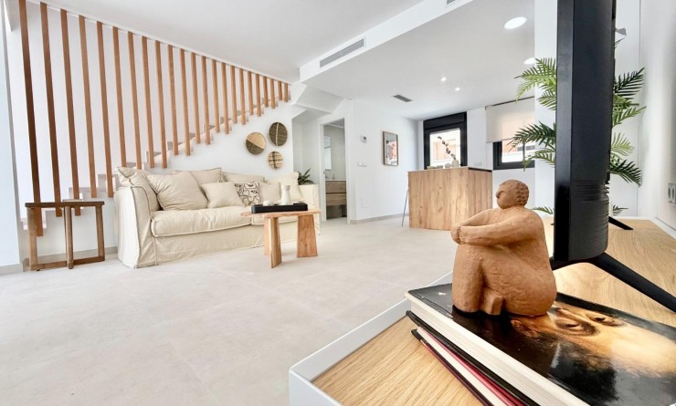 New Build - Town House - Cox - San Fernando