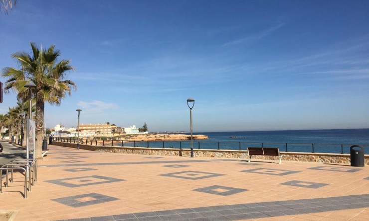 Nouvelle construction - Villa - Pilar de la Horadada - pueblo