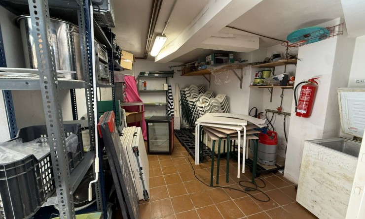 Sale - Local - Piles - Playa