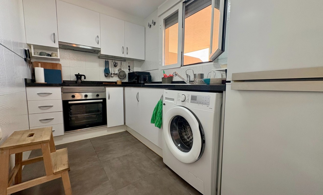 Wederverkoop - Apartment / flat - Denia - Les Marines - Las Marinas