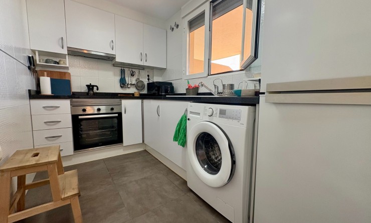 Wederverkoop - Apartment / flat - Denia - Les Marines - Las Marinas