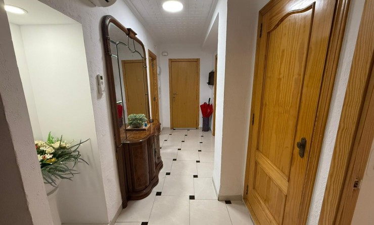 Sale - Apartment / flat - Denia - Center