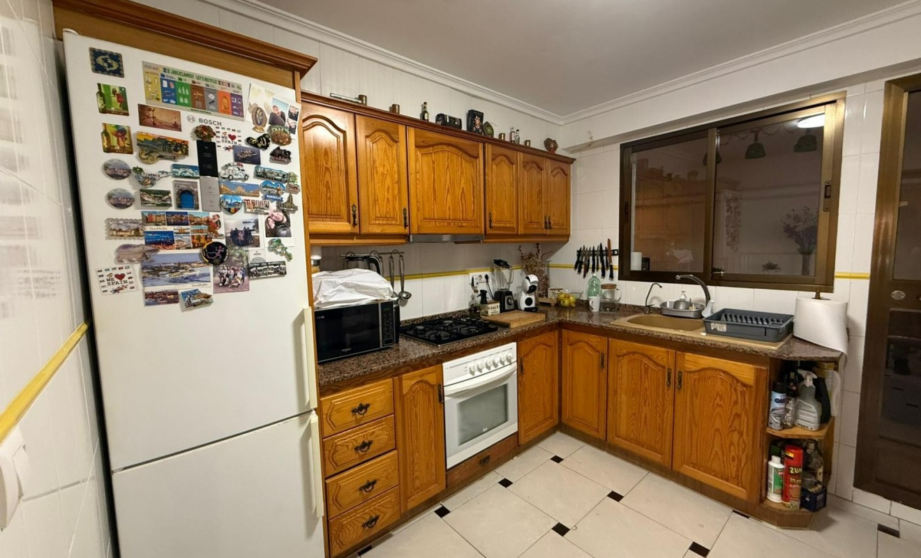 Sale - Apartment / flat - Denia - Center