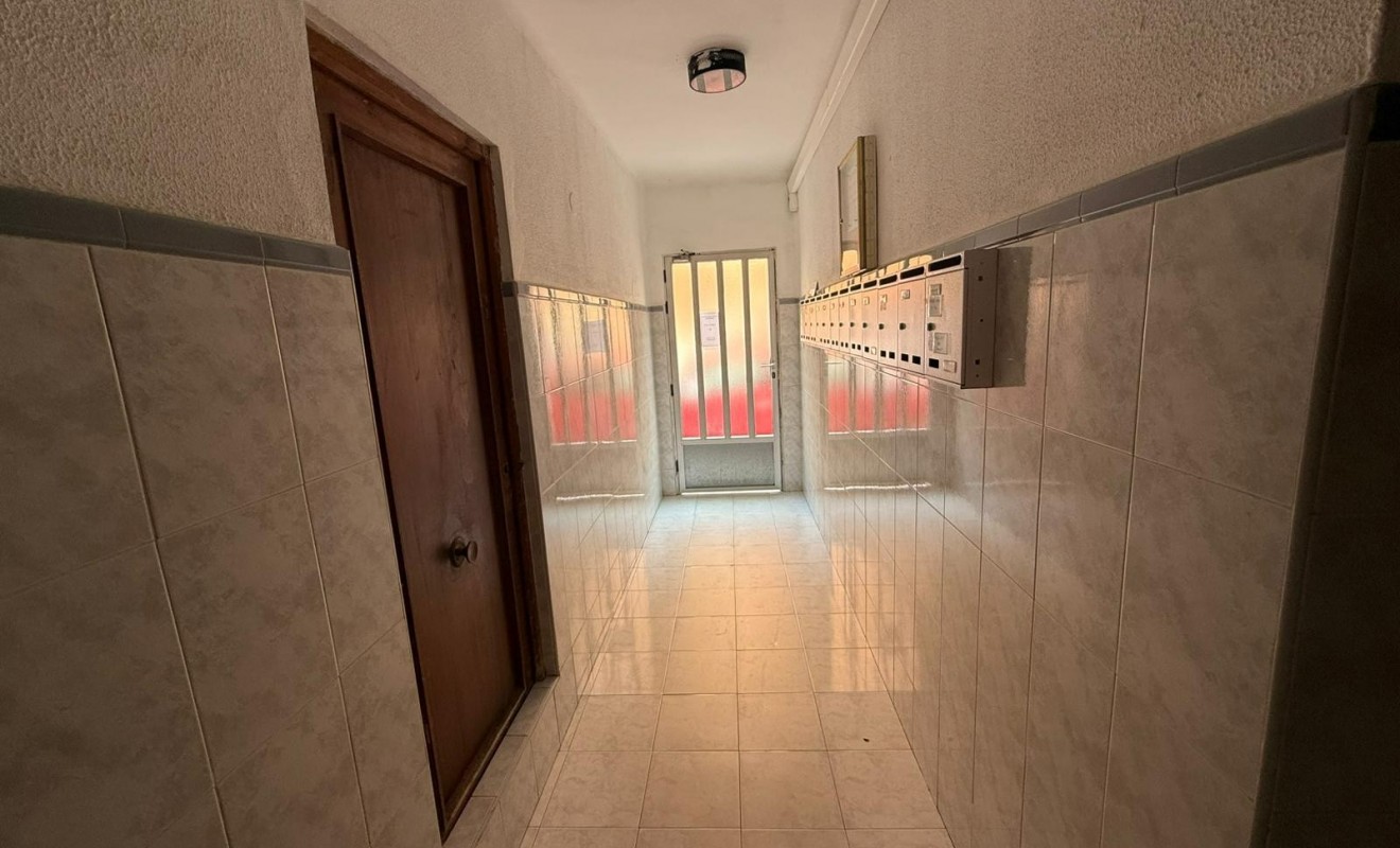 Sale - Apartment / flat - Denia - Center