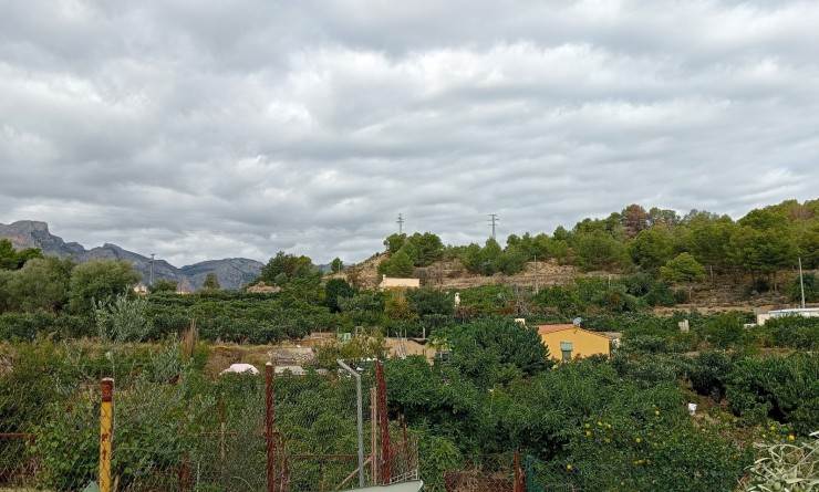 Sale - Plot / Land - La Nucía