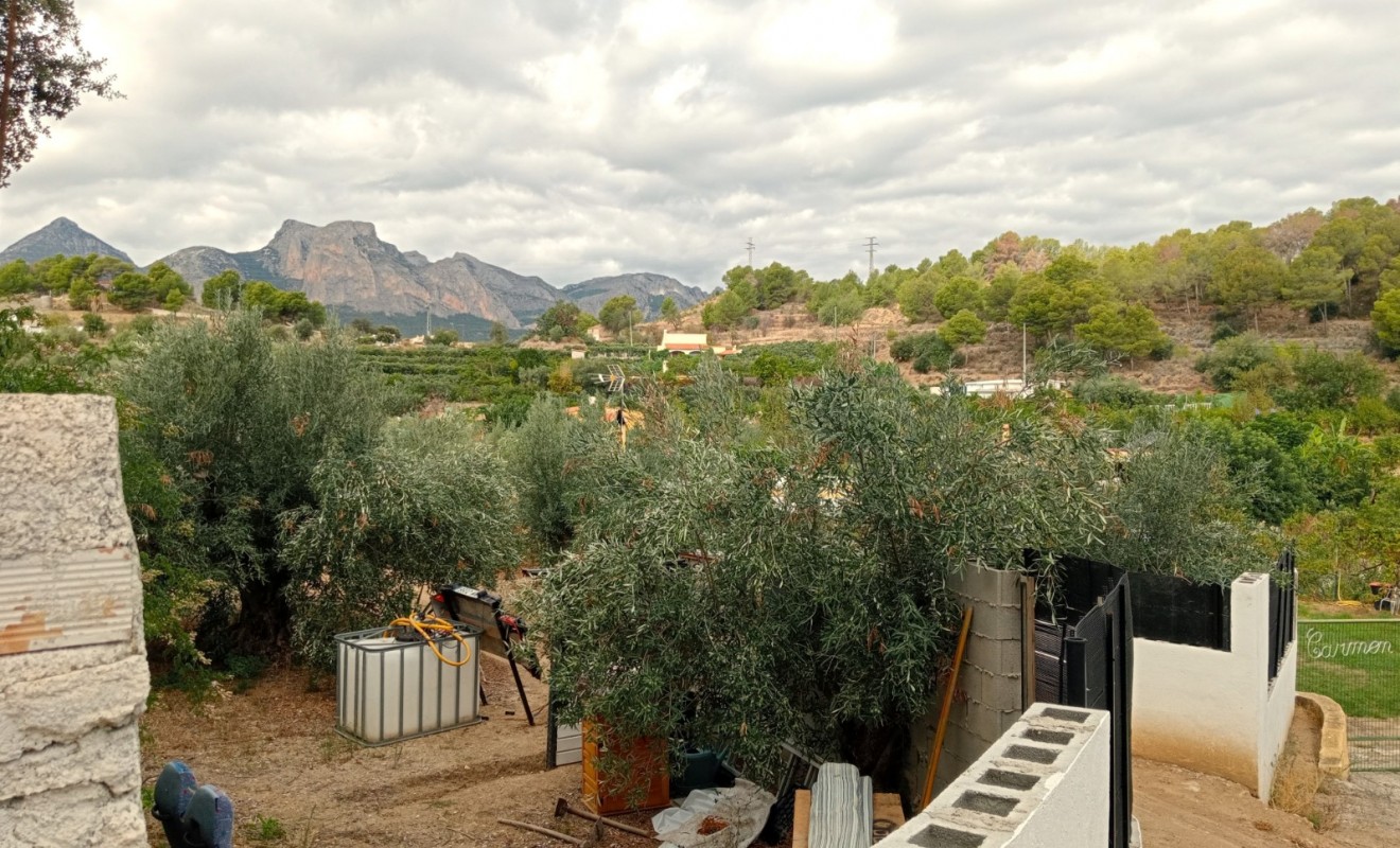 Sale - Plot / Land - La Nucía