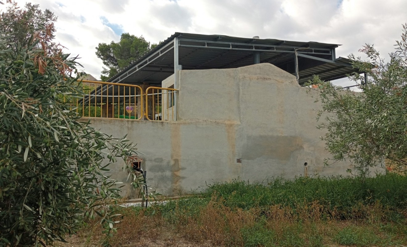 Sale - Plot / Land - La Nucía