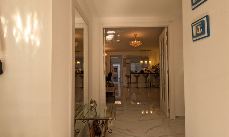 Wederverkoop - Terraced house / Townhouse - Torrevieja - El Acequión - Los Náufragos