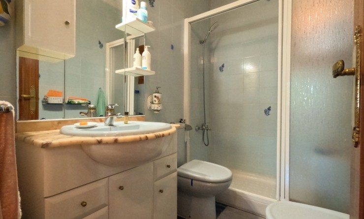 Wederverkoop - Terraced house / Townhouse - Torrevieja - El Acequión - Los Náufragos