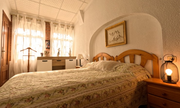 Wederverkoop - Terraced house / Townhouse - Torrevieja - El Acequión - Los Náufragos