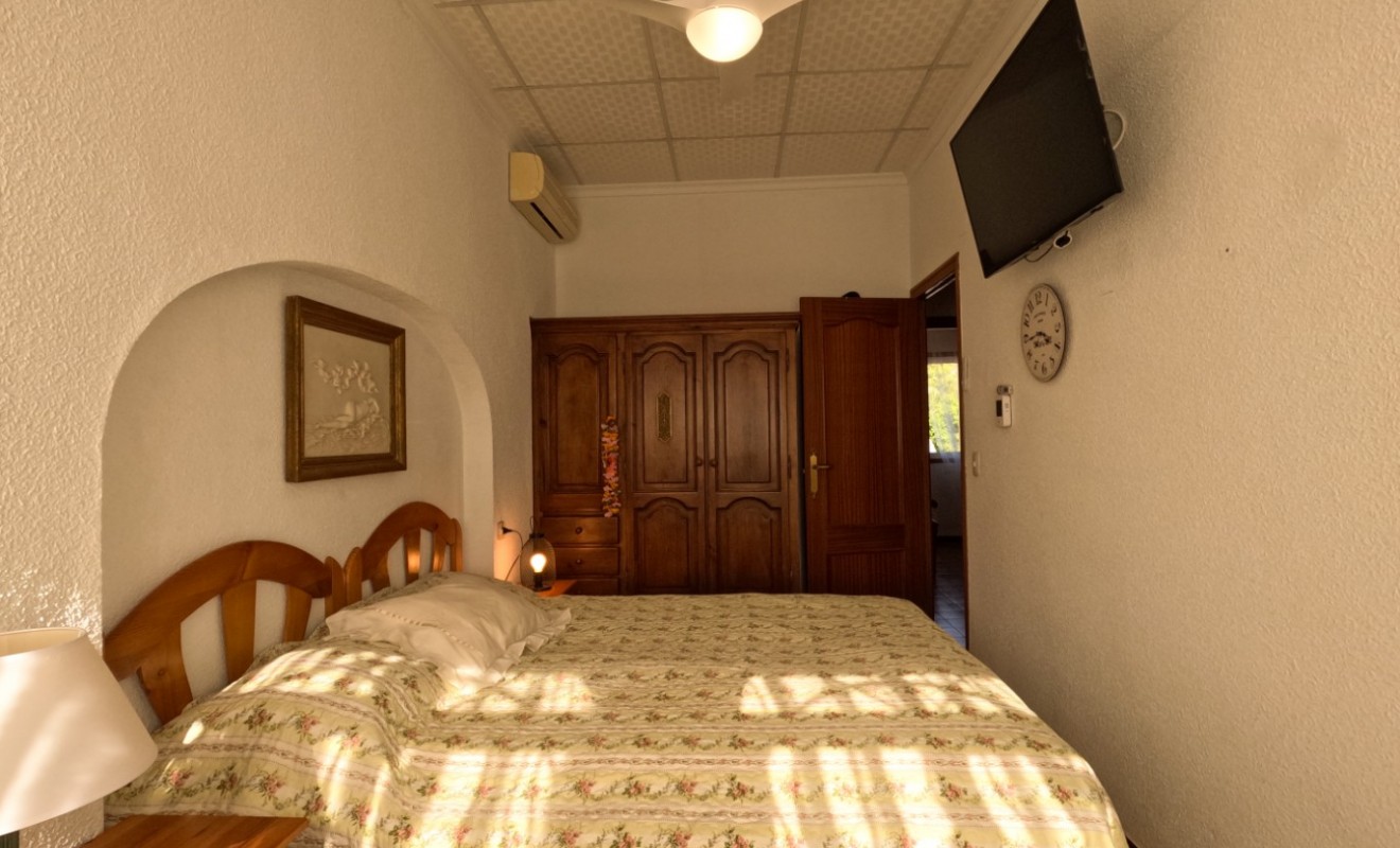 Wederverkoop - Terraced house / Townhouse - Torrevieja - El Acequión - Los Náufragos