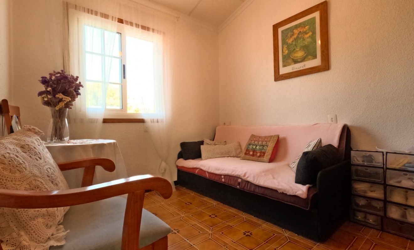 Wederverkoop - Terraced house / Townhouse - Torrevieja - El Acequión - Los Náufragos