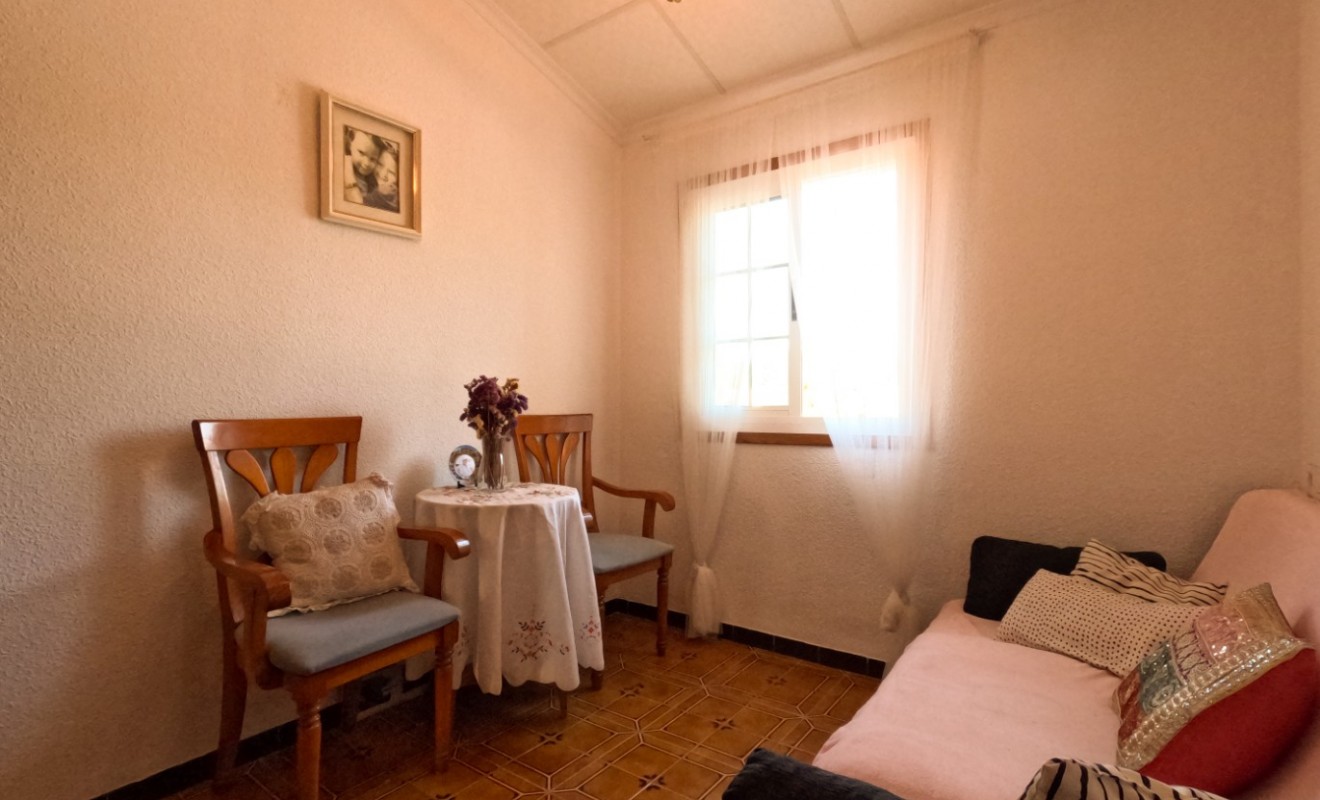 Wederverkoop - Terraced house / Townhouse - Torrevieja - El Acequión - Los Náufragos